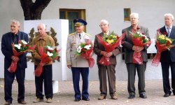 Полный список регионов РФ, в которых можно получить звание Ветеран труда без наград